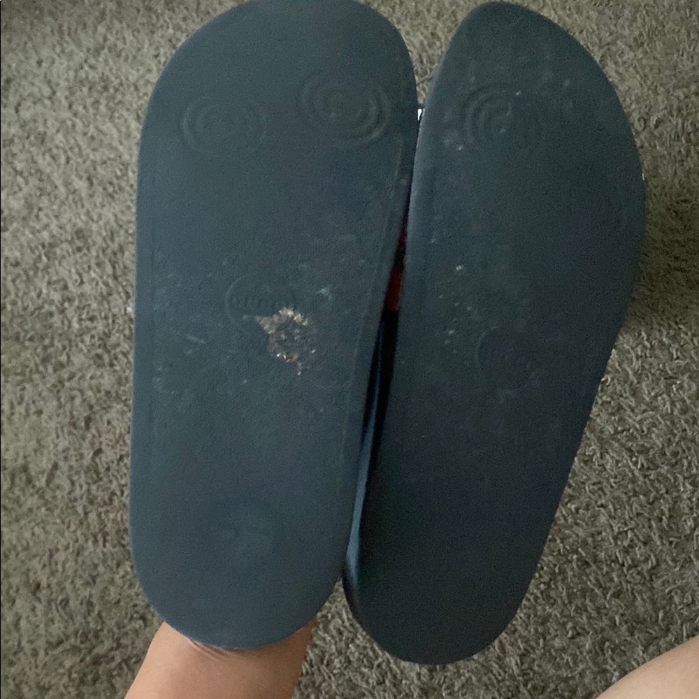 Gucci Strawberry Print Slides - Picture 2 of 5